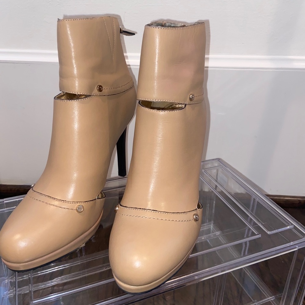 Elaine Turner Tan Booties